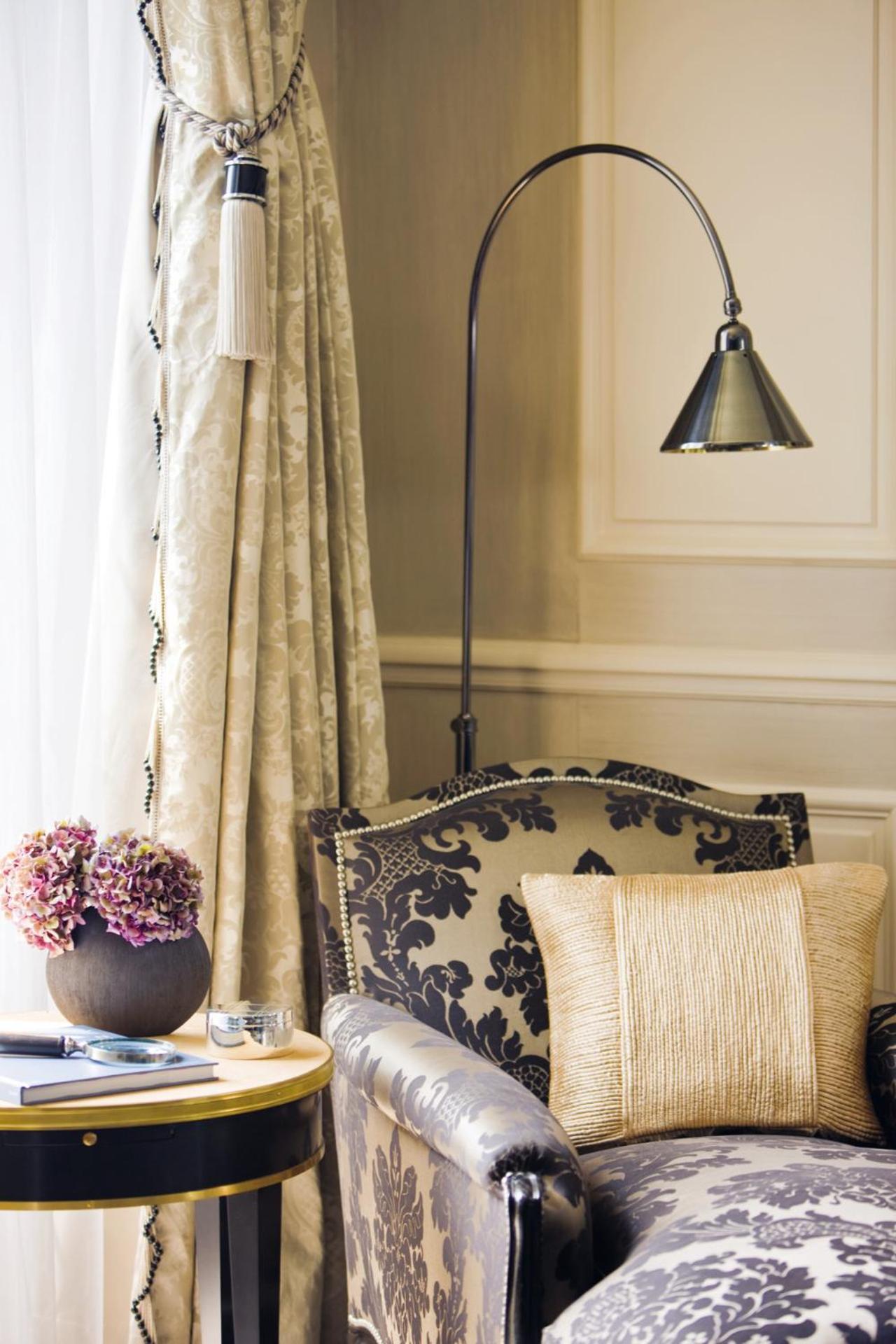 Four Seasons Hotel Des Bergues Ginevra Esterno foto