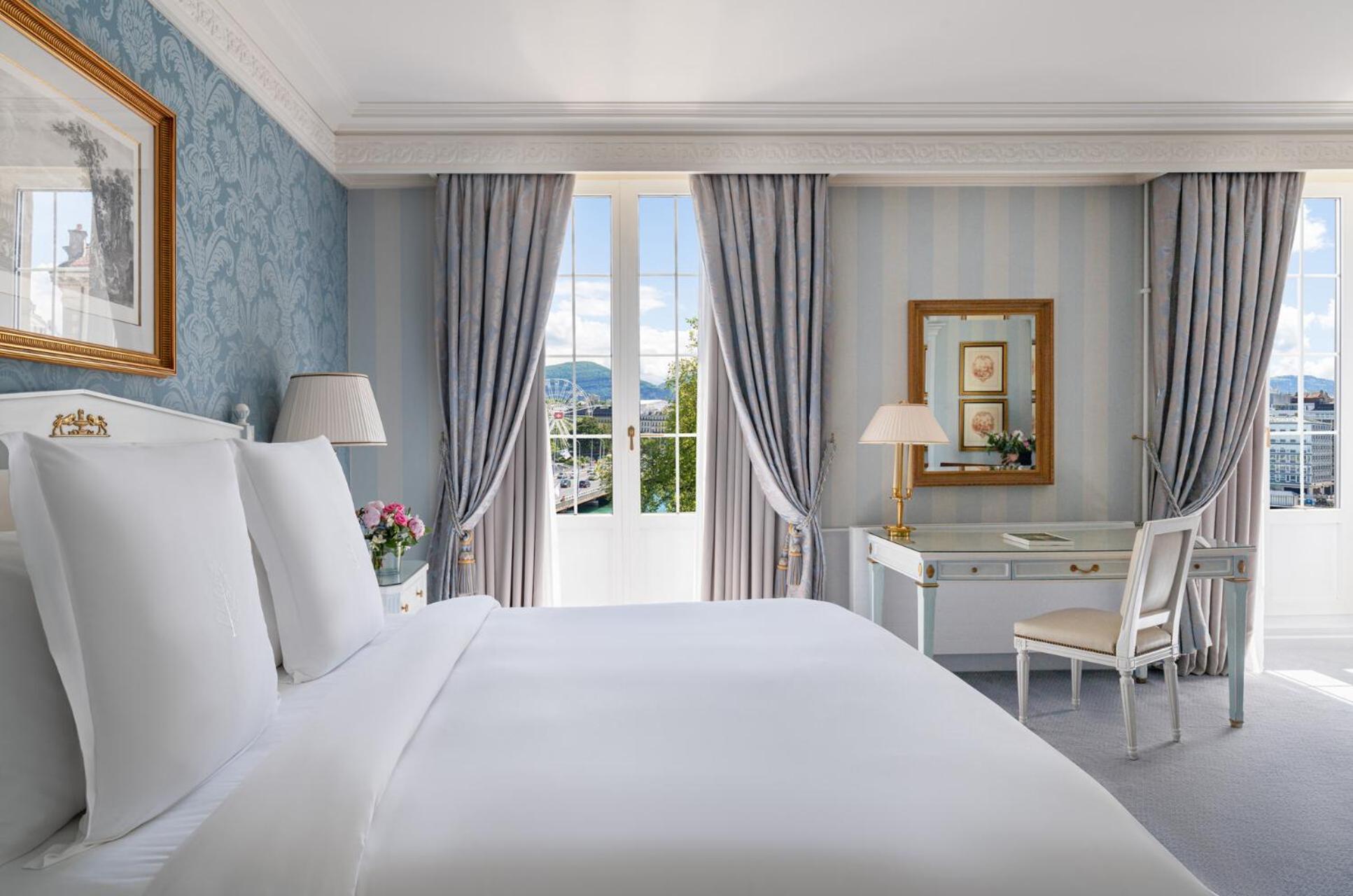 Four Seasons Hotel Des Bergues Ginevra Esterno foto